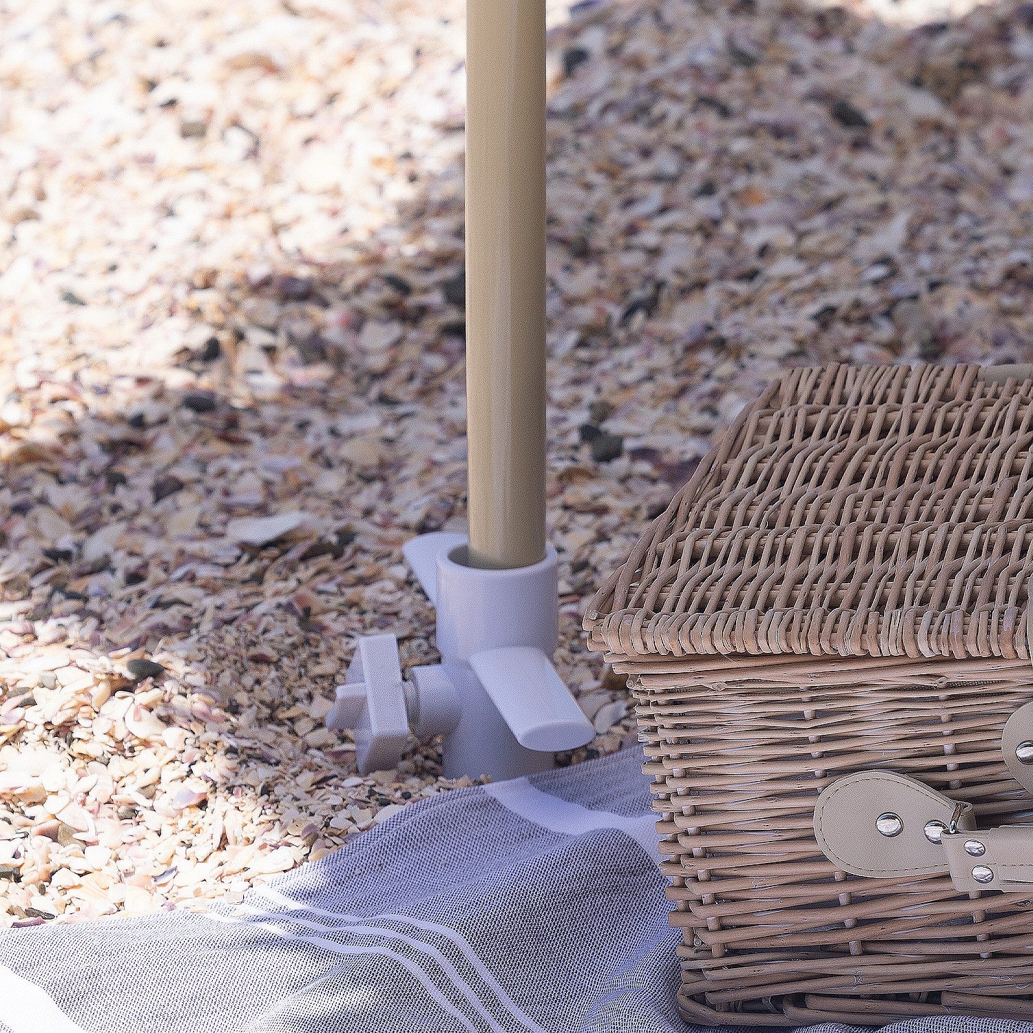 Seaside Supplies Twist Beach Umbrella Stand