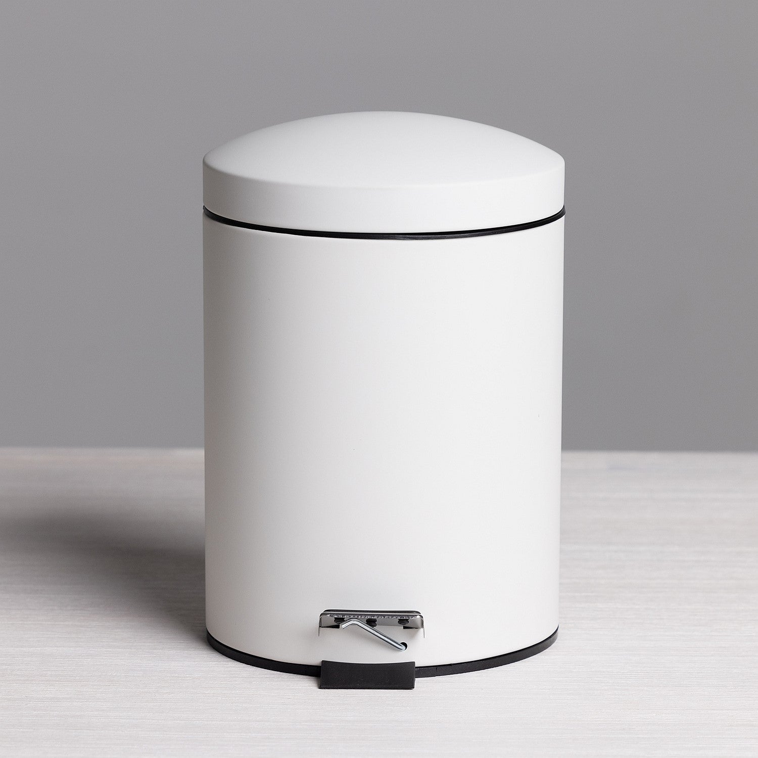 Avalon White 5L Bathroom Bin