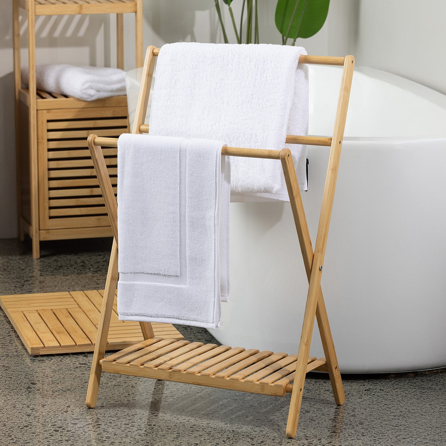 Solace Elody Bamboo Towel Rail With Shelf