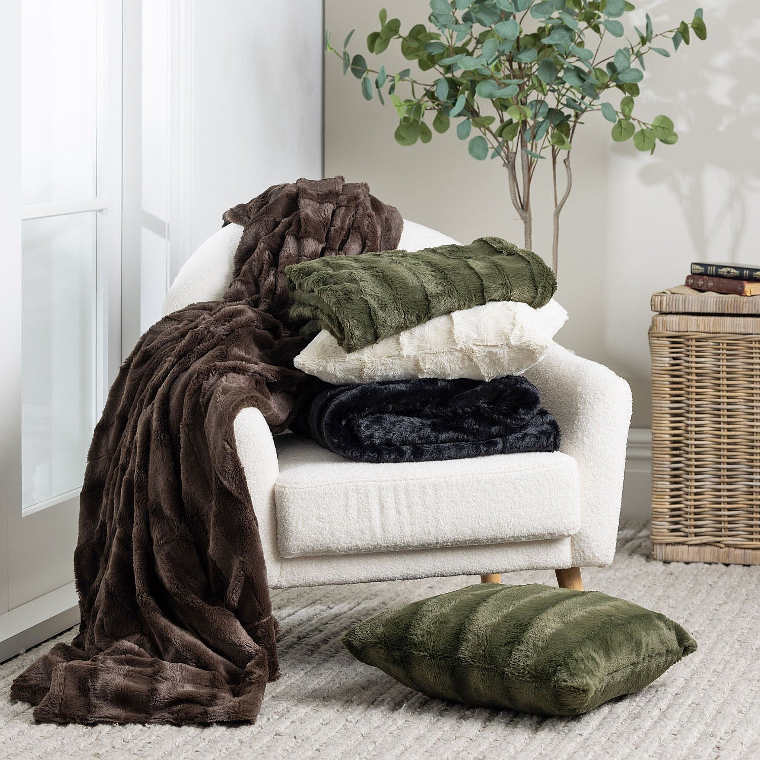 Solace Channel Faux Fur Blanket