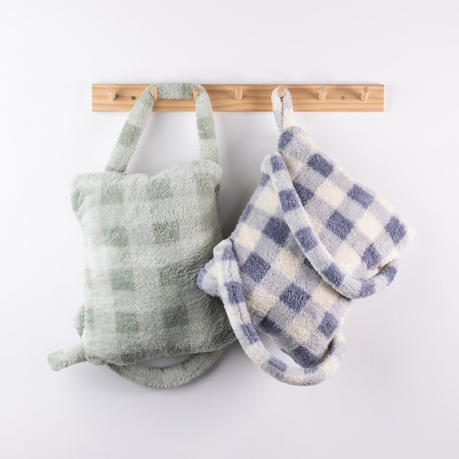 Solace Sherpa Fleece 2 in 1 Travel Blanket