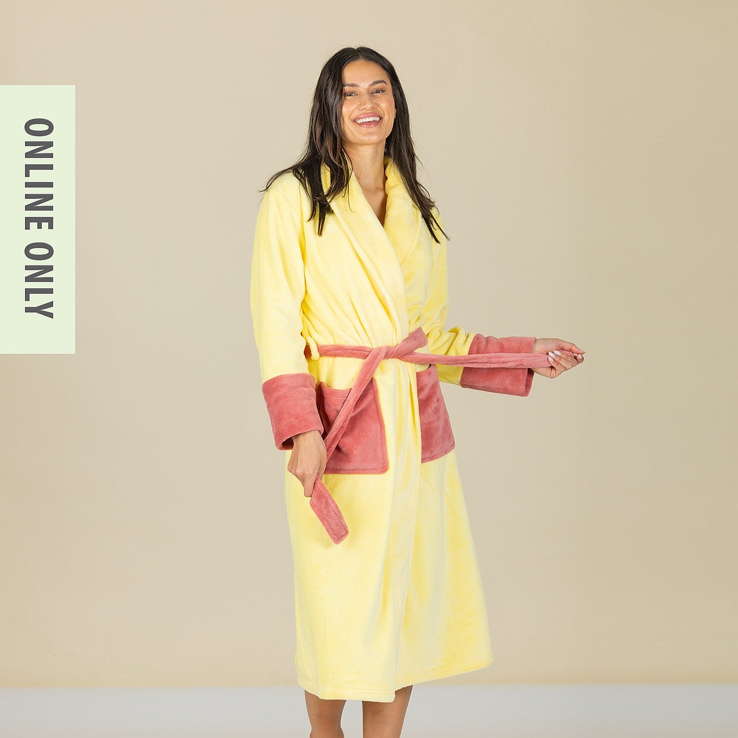 Design Republique Maya Microplush Bathrobe Lemon & Petal