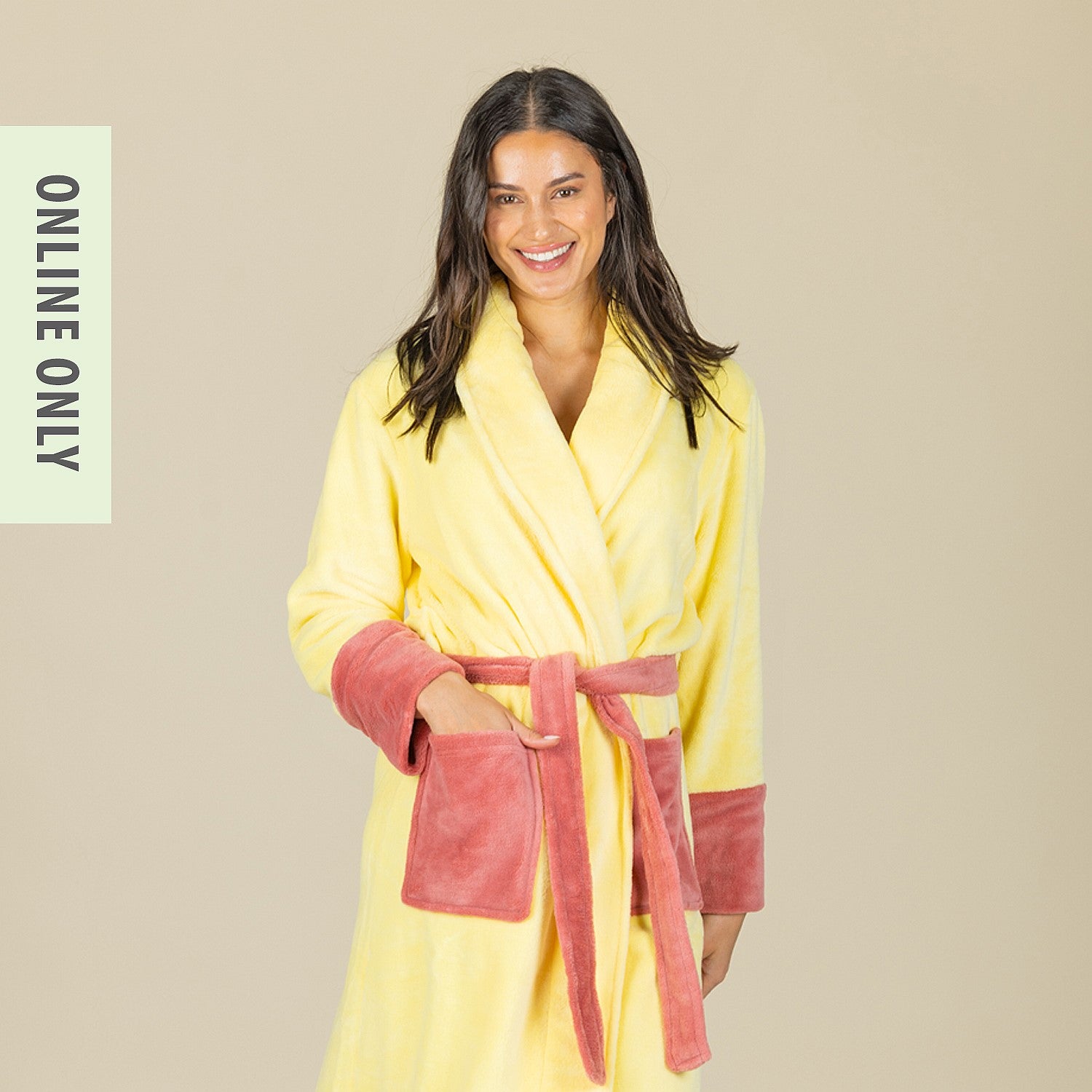 Design Republique Maya Microplush Bathrobe Lemon & Petal