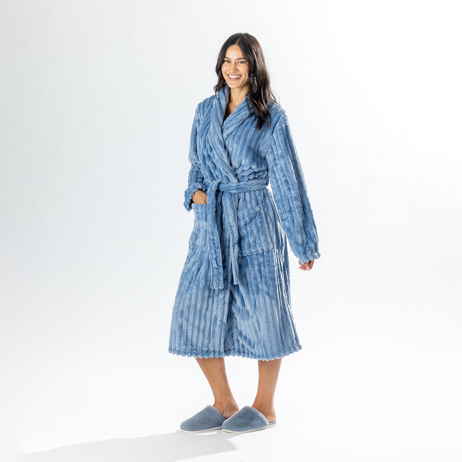 Design Republique Ribbed Super Plush Bathrobe