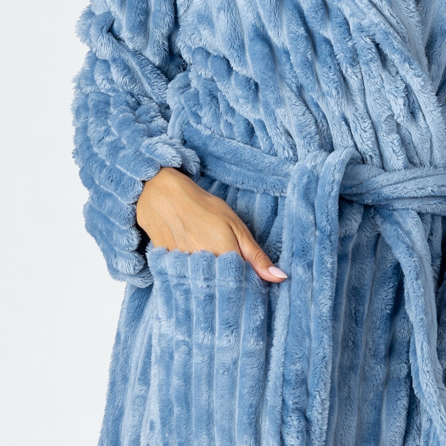 Design Republique Ribbed Super Plush Bathrobe