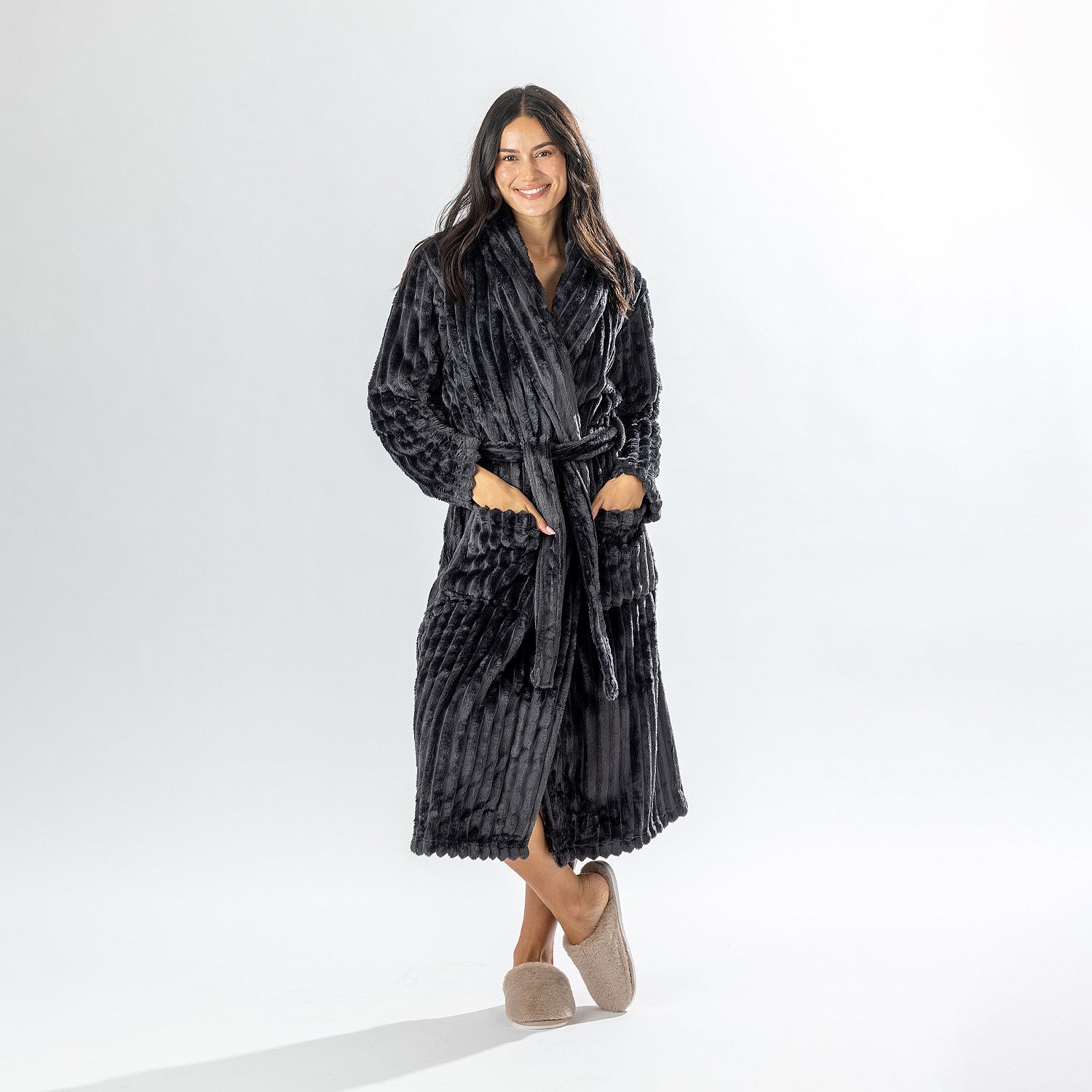 Design Republique Ribbed Super Plush Bathrobe
