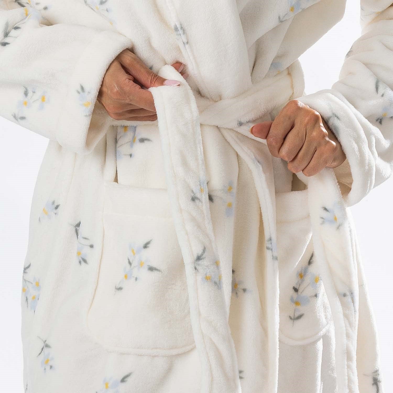 Design Republique Floral Printed 3/4 Length Plush Bathrobe