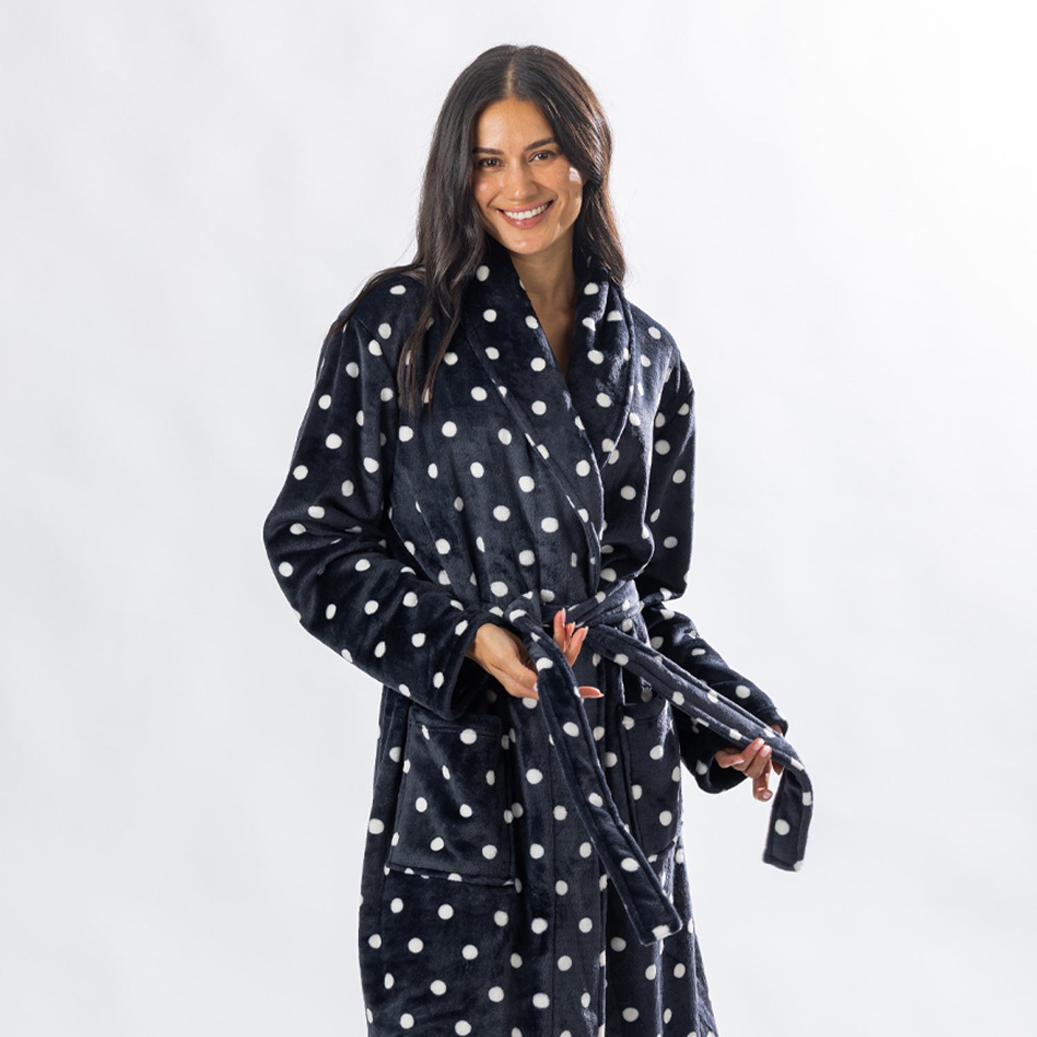 Design Republique Kellie Spot Plush Robe