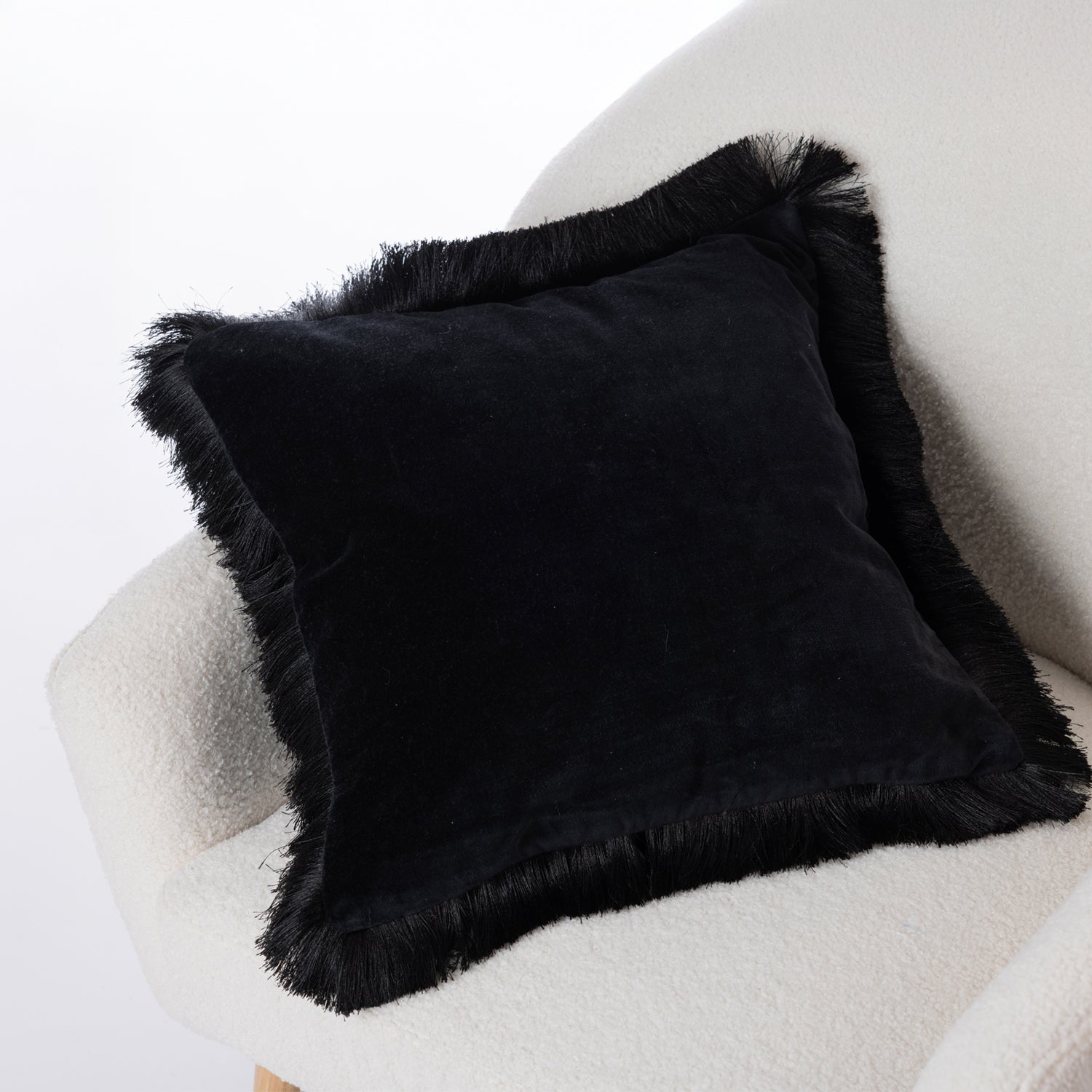 Gracious Living Daisy Cushion Cover