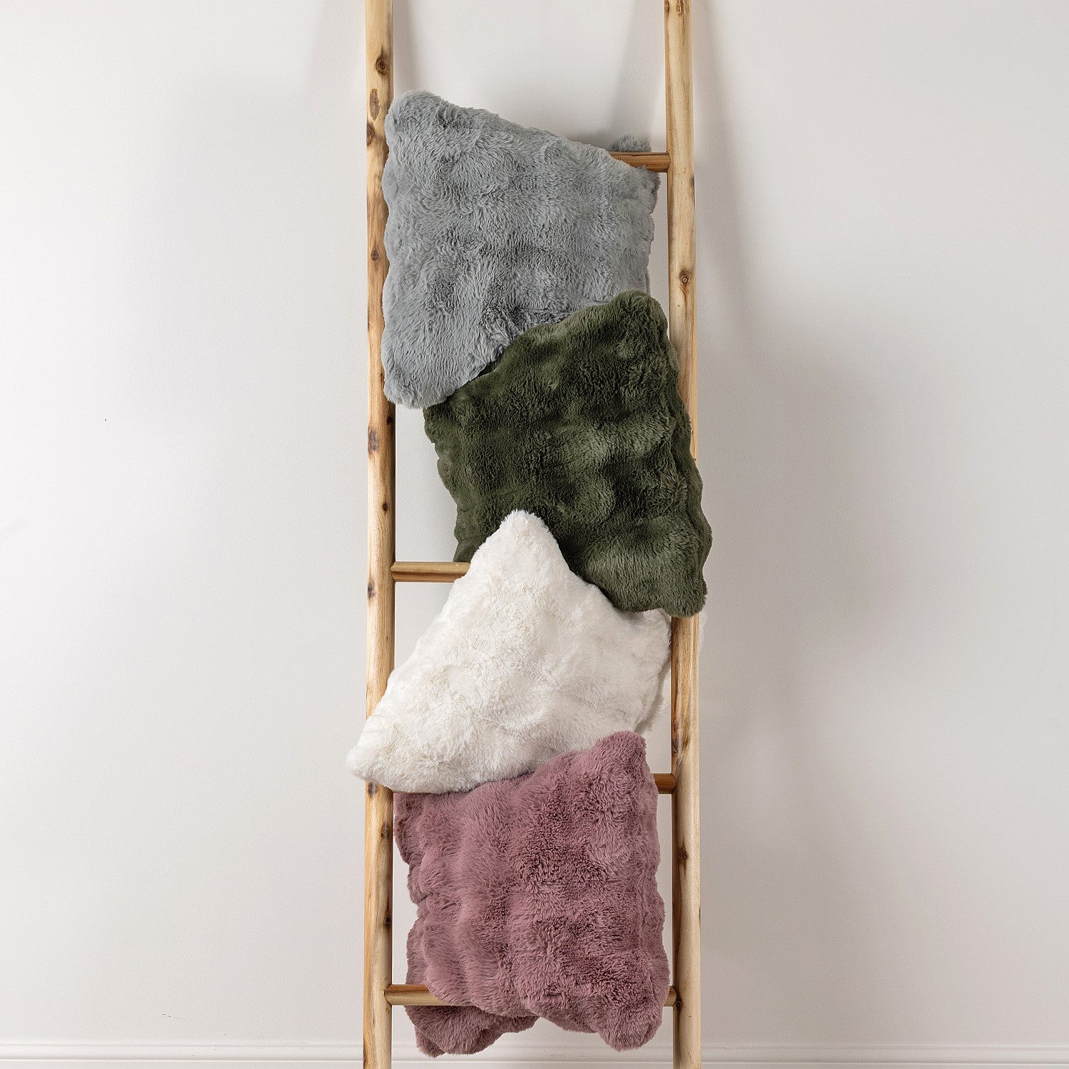 Design Republique Mila Faux Fur Cushion