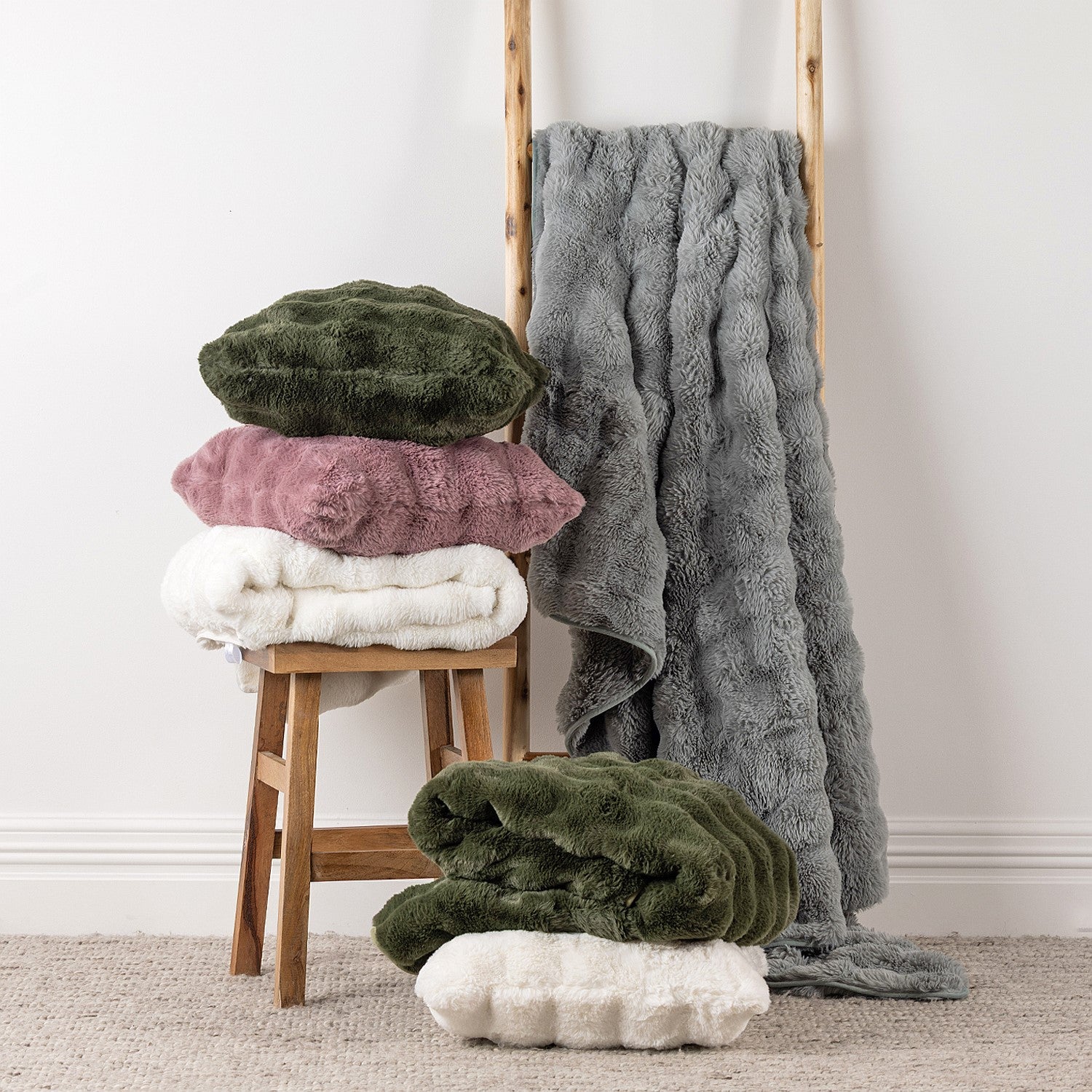 Design Republique Mila Faux Fur Cushion