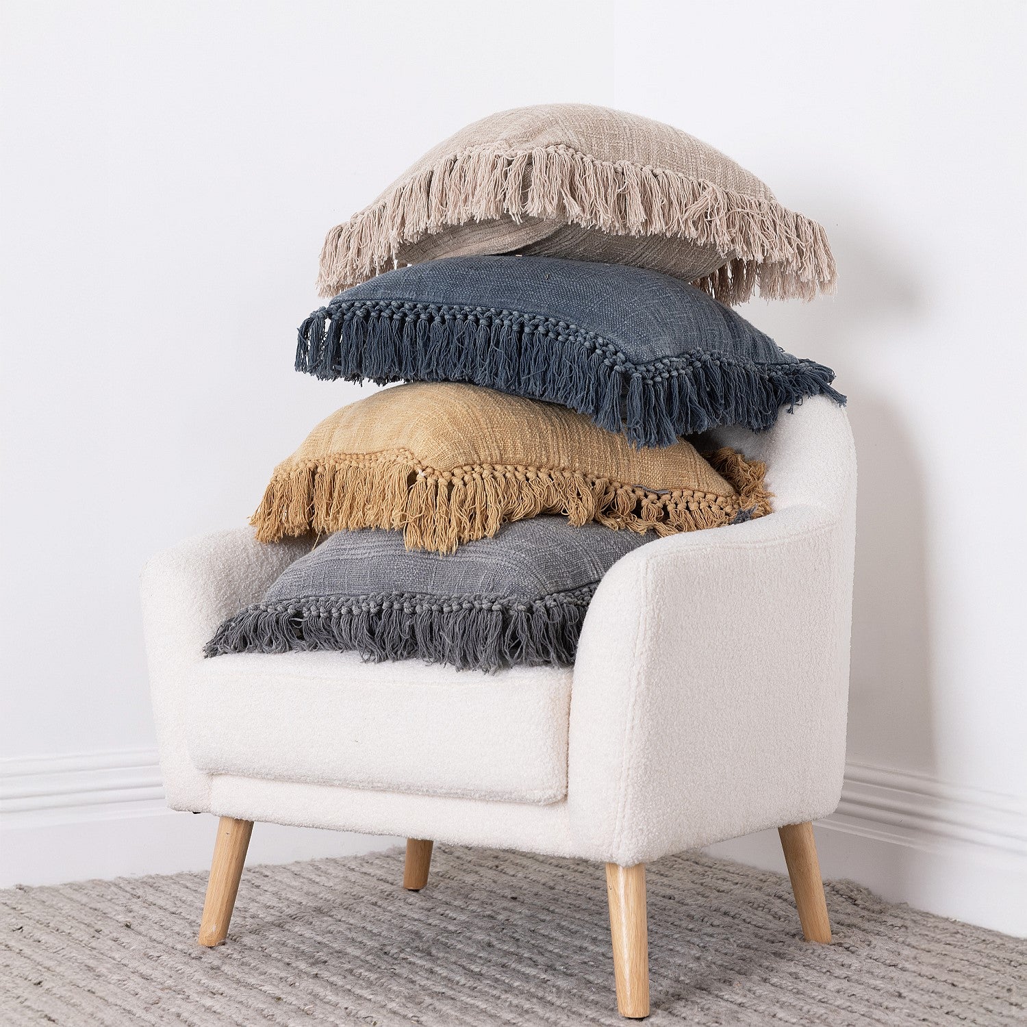 Design Republique Taylor Cushion