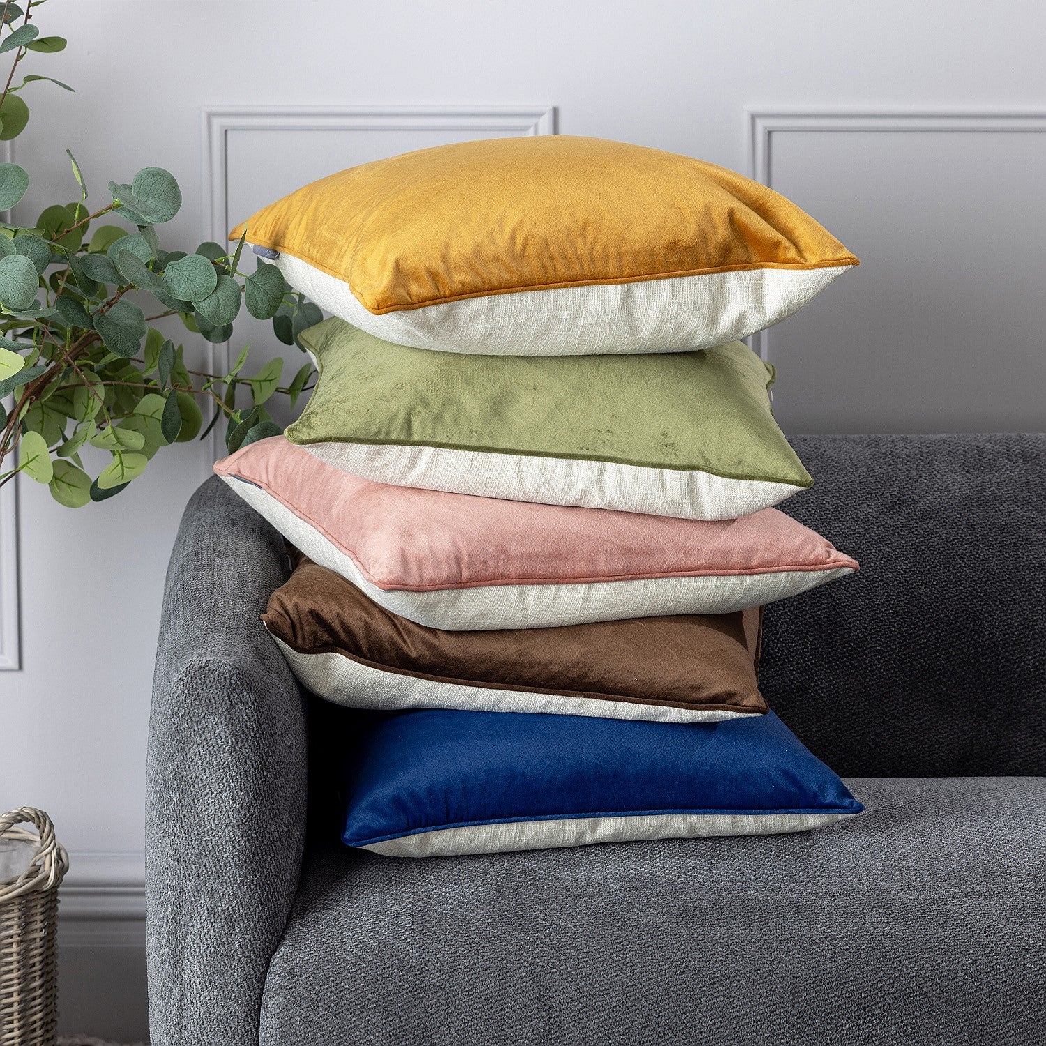Design Republique Olivia Feather Fill Cushion