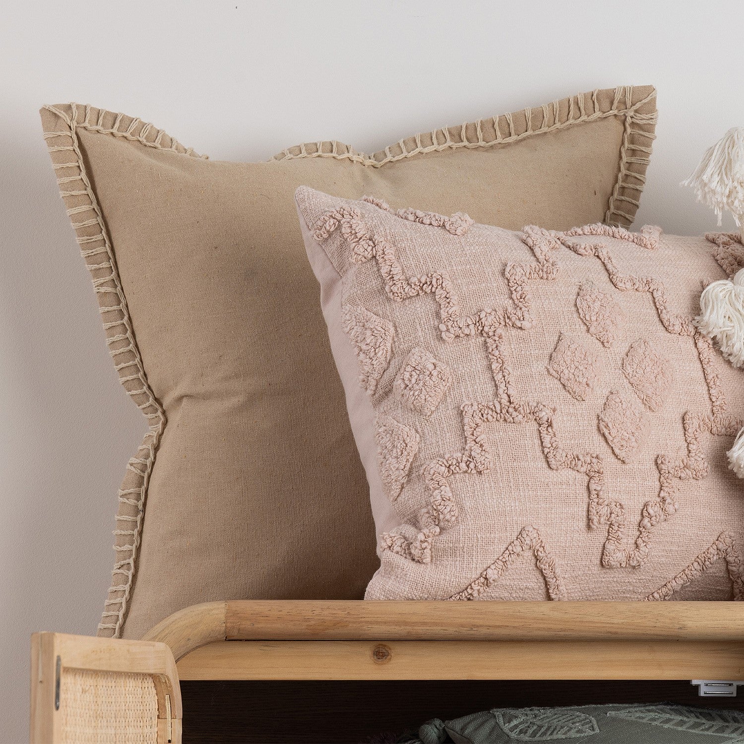 Gracious Living Noah Cushion