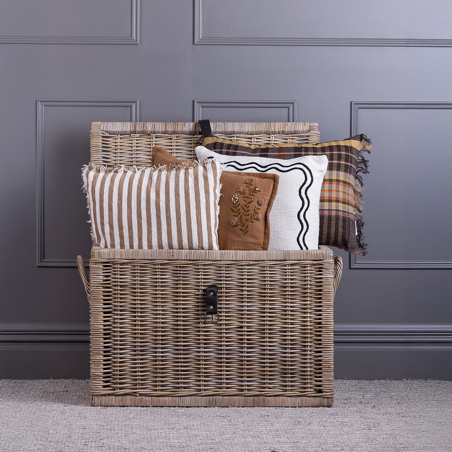 Gracious Living Riley Stripe Cushion
