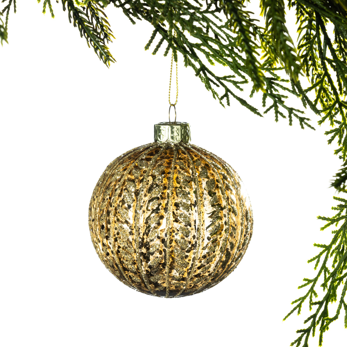 Christmas Wishes Bronze Glitter Glass Bauble – Round glass bauble with a rich bronze and gold-toned finish, featuring textured glitter detailing and vertical ribbed accents for added sparkle and dimension.