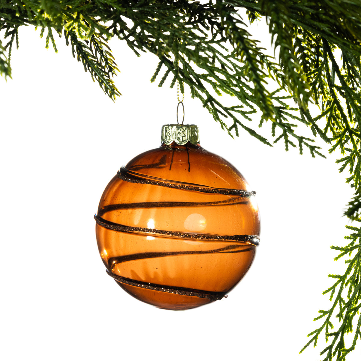 Christmas Wishes Bronze Glitter Swirl Glass Bauble – Bronze glass round bauble featuring dark glitter swirl detailing wrapped around the surface, adding rich colour, shine and dimension to your Christmas tree.