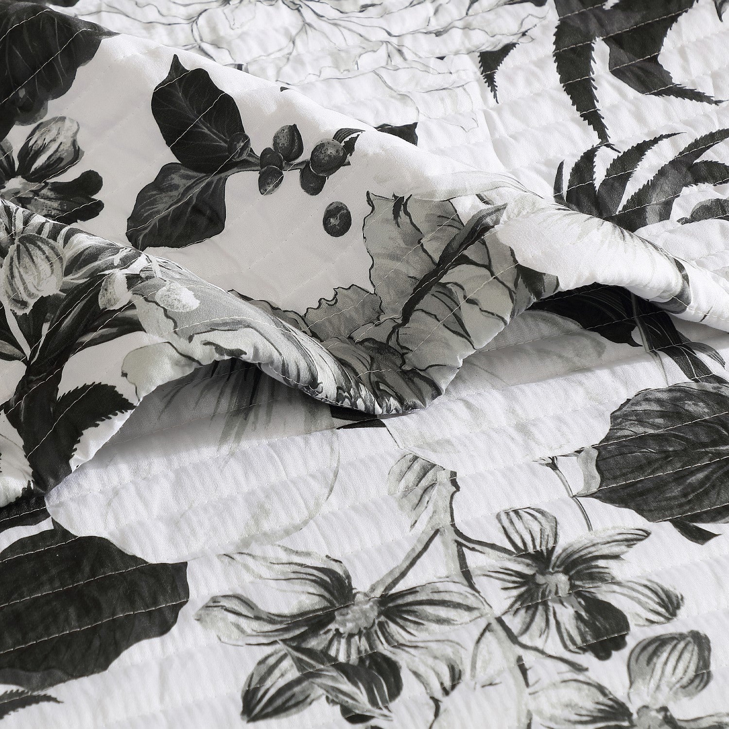 Logan & Mason Lilo Bedspread