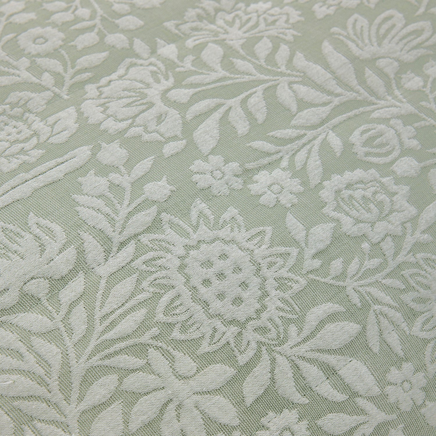 Gracious Living Keira Coverlet Set