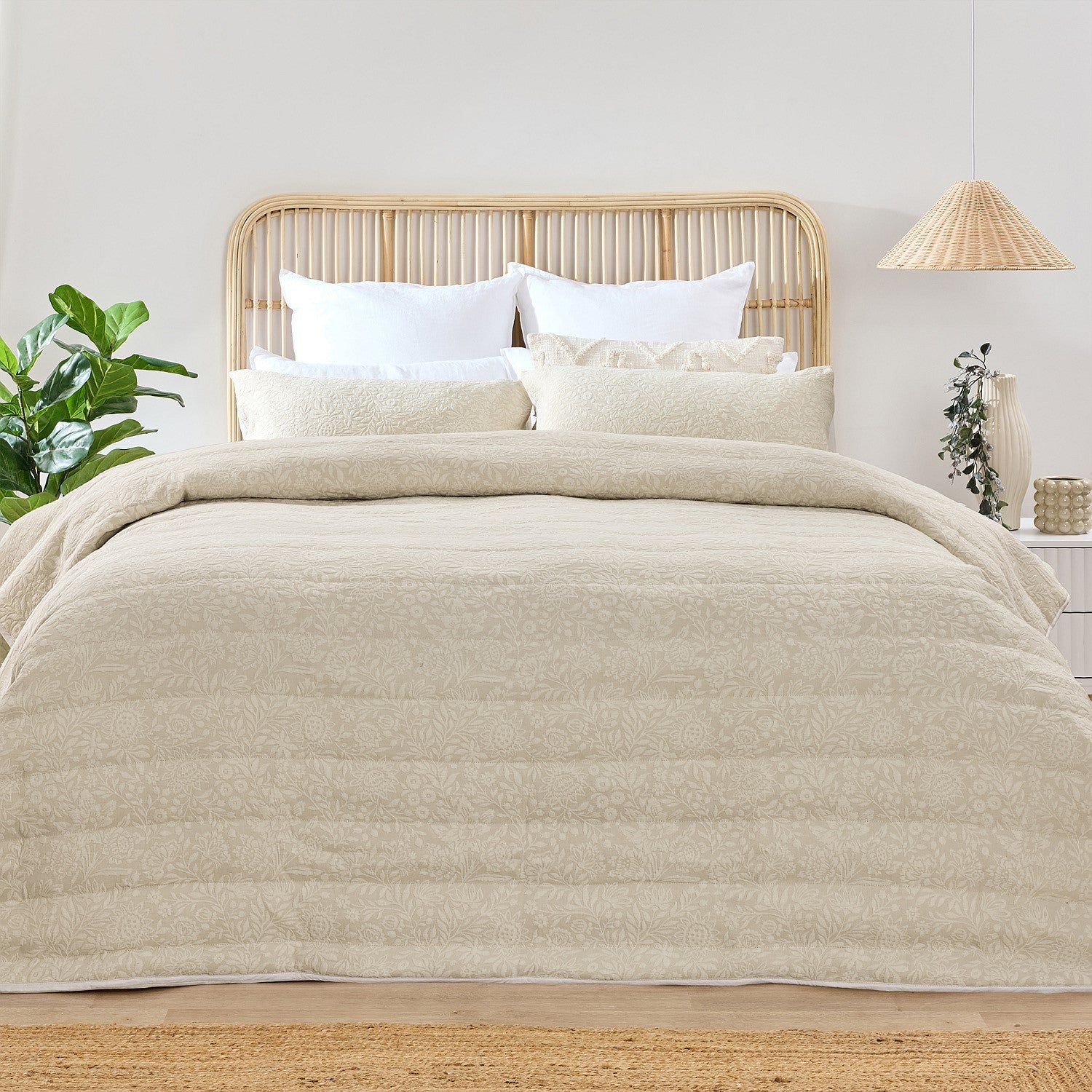 Gracious Living Keira Coverlet Set