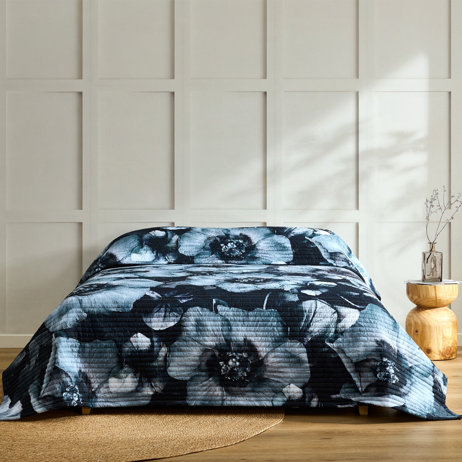 Logan & Mason Heidi Bedspread