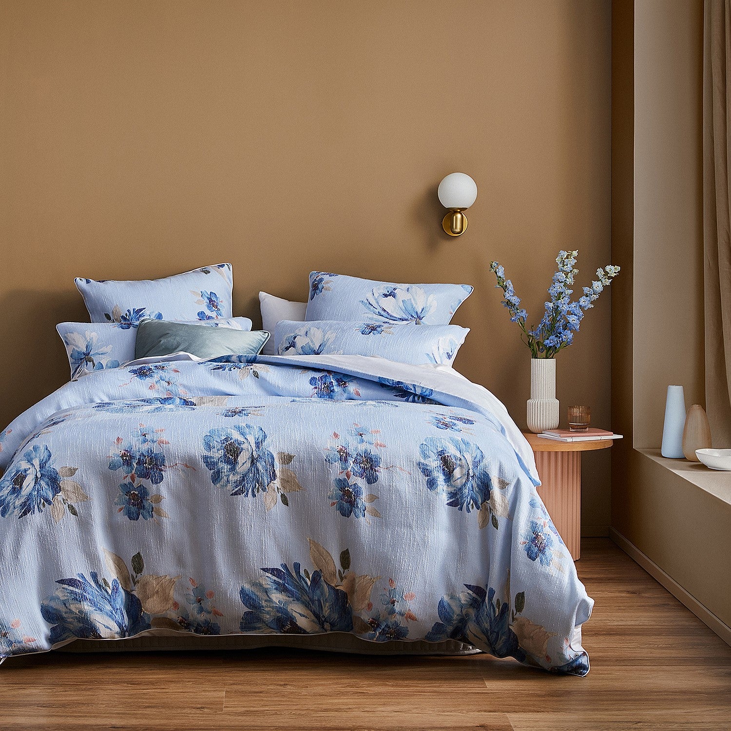 Platinum Collection Lara Blue Duvet Cover Set