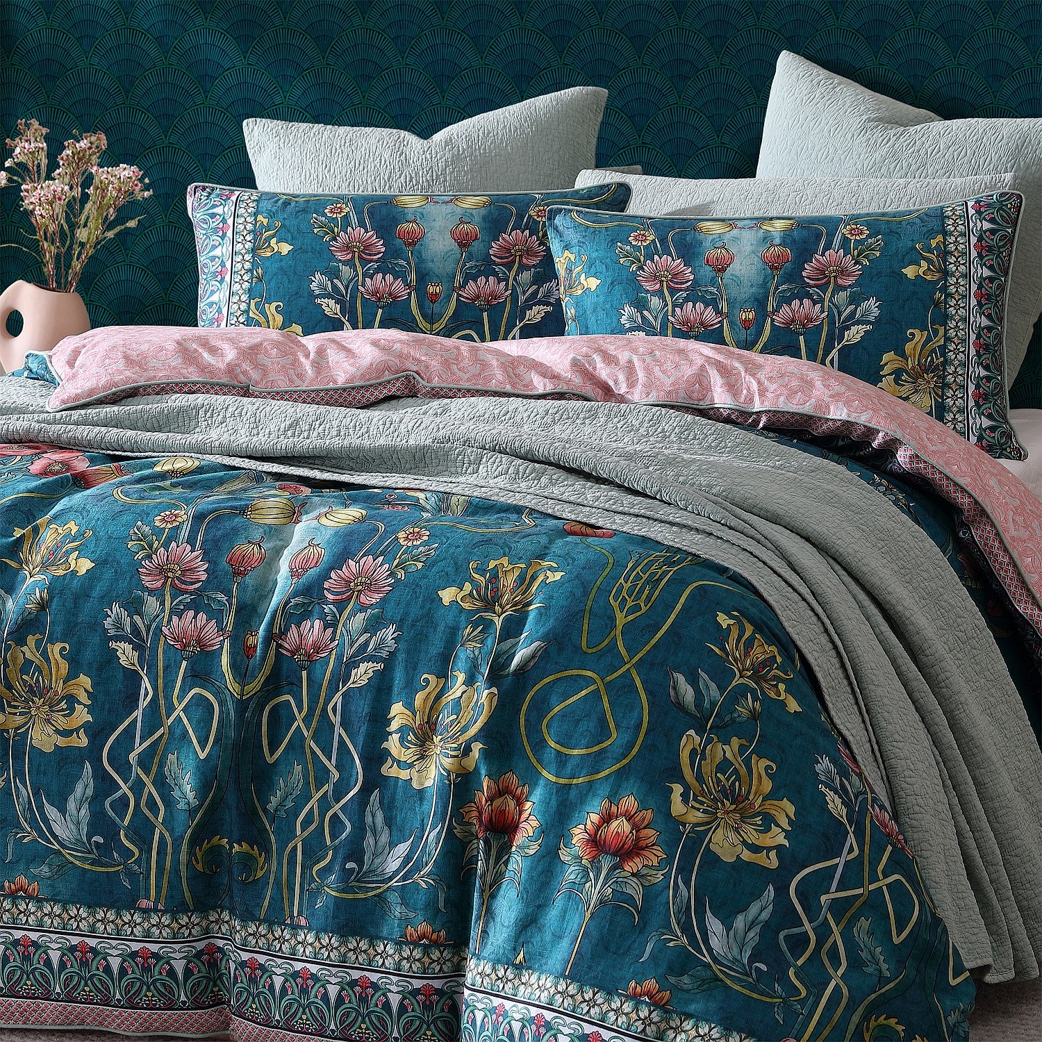 Logan & Mason Cassius Cotton Duvet Cover Set