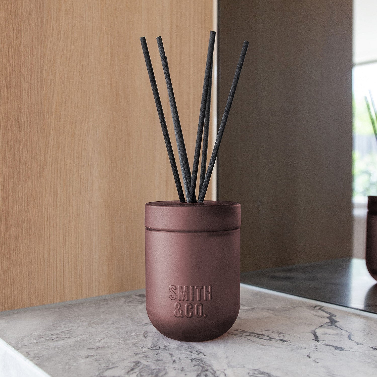 Smith & Co Diffuser