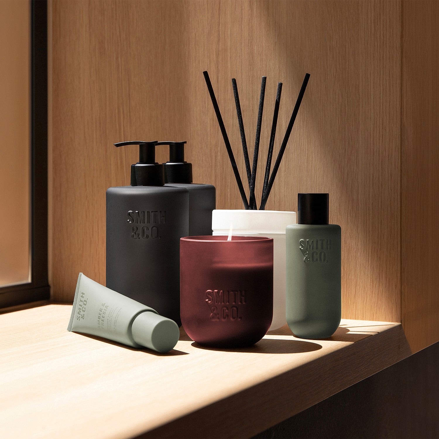 Smith & Co Diffuser