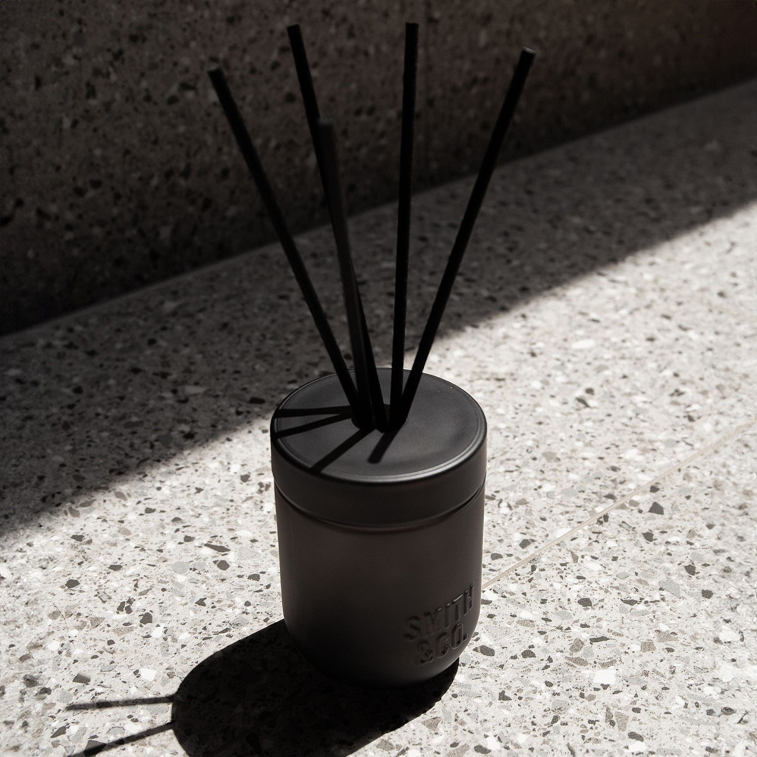 Smith & Co Diffuser