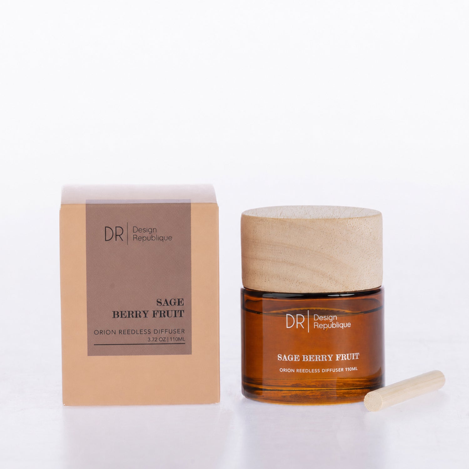 Design Republique Orion Reedless Diffuser in Sage Berry Fruit, featuring an amber glass vessel, natural wood-look lid and bamboo diffuser insert, shown with coordinating packaging.