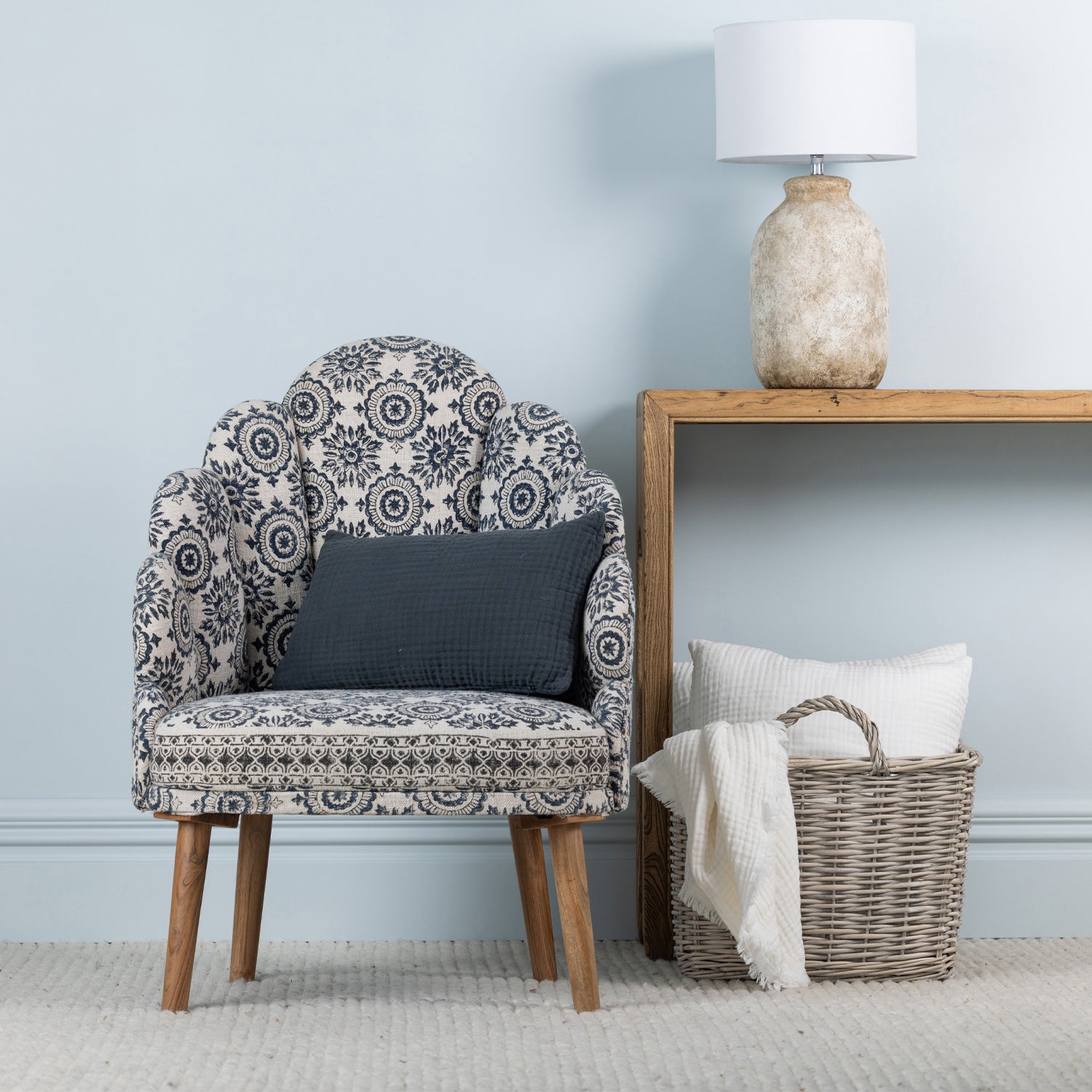 Design Republique Asti Scallop Chair
