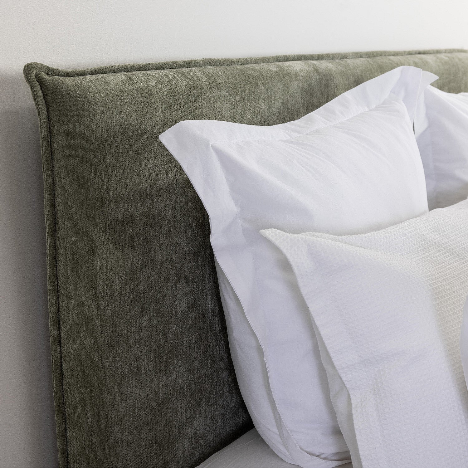 Design Republique Andie Headboard King