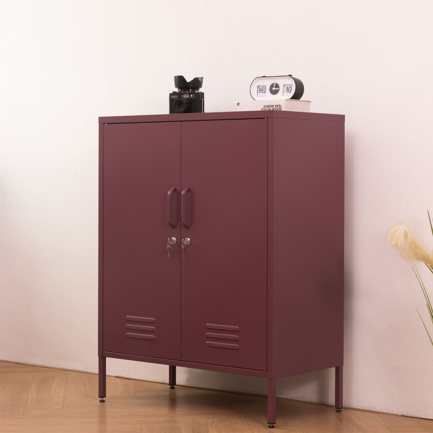 Design Republique Mila Sideboard Locker Plum