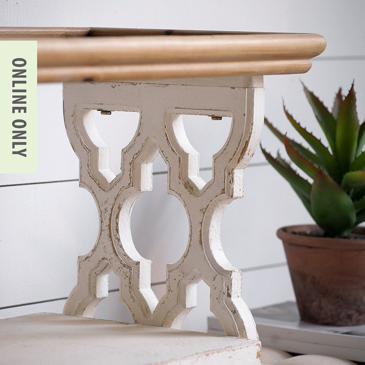 Gracious Living Lily 2 Tier Console Table