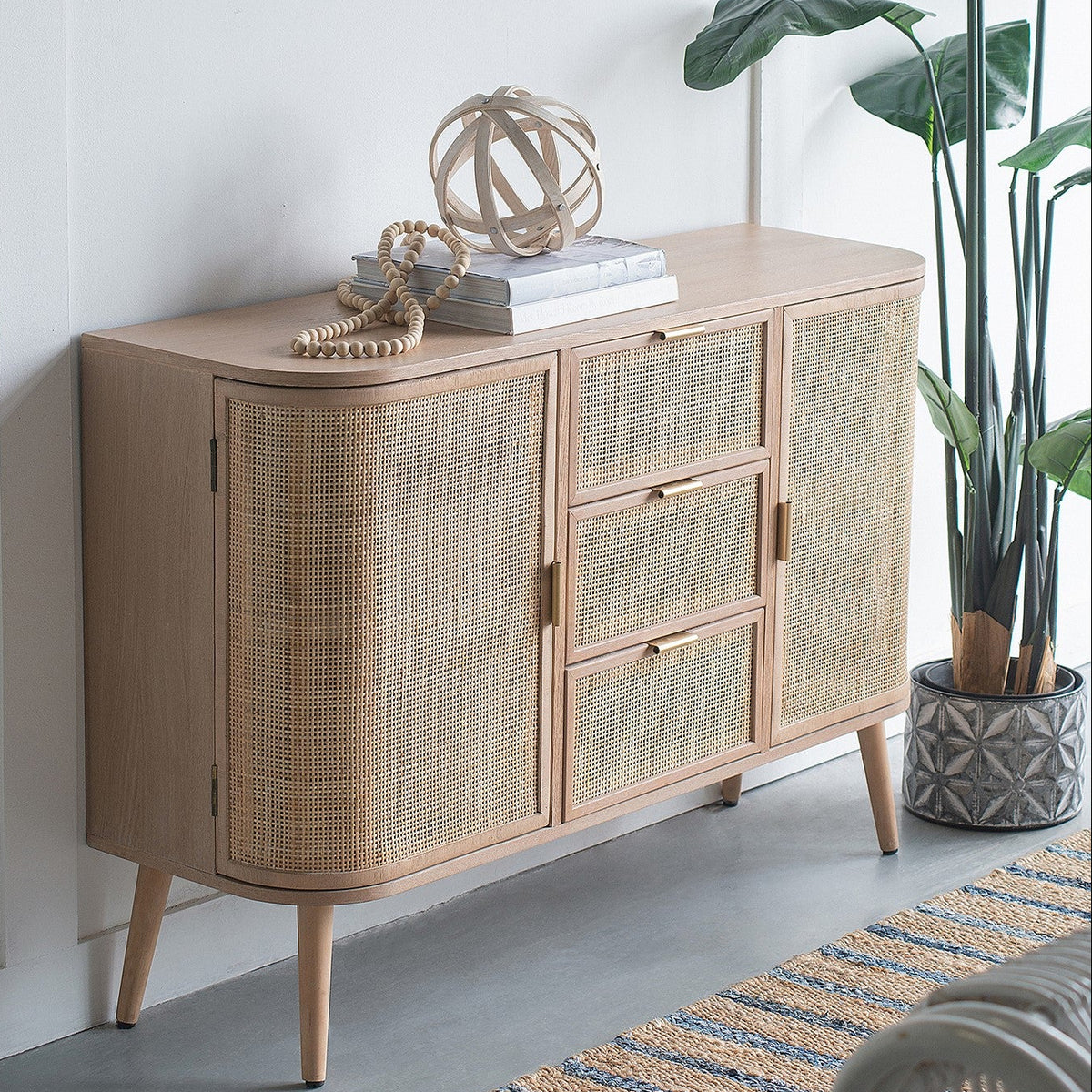 Gracious Living Lily Sideboard