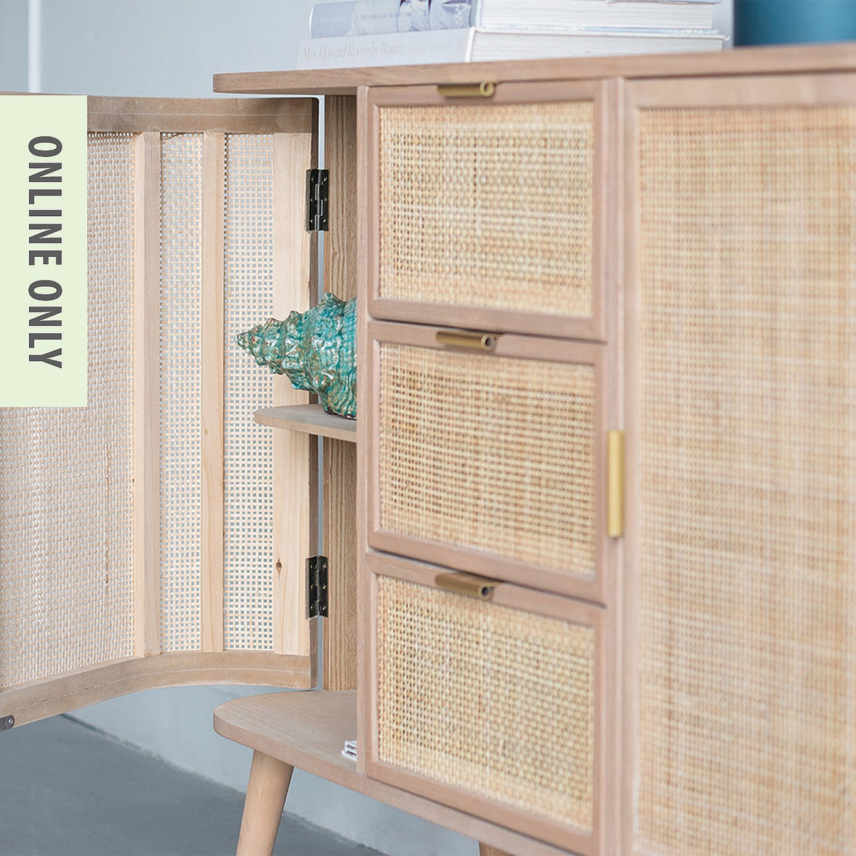 Gracious Living Lily Sideboard