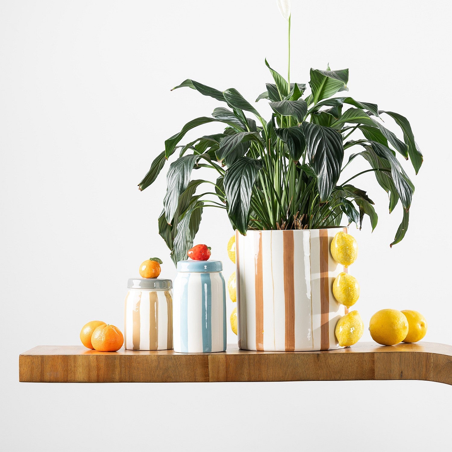 Design Republique Santos Ceramic Vase with Lemons