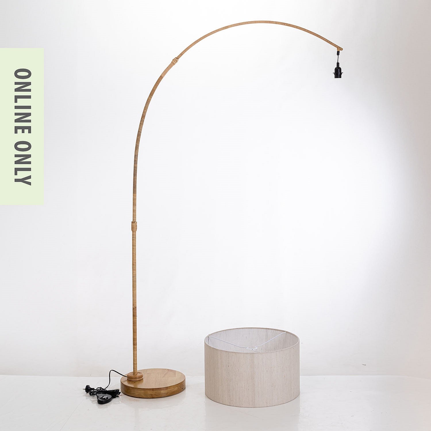 Design Republique Cebu Arch Floor Lamp