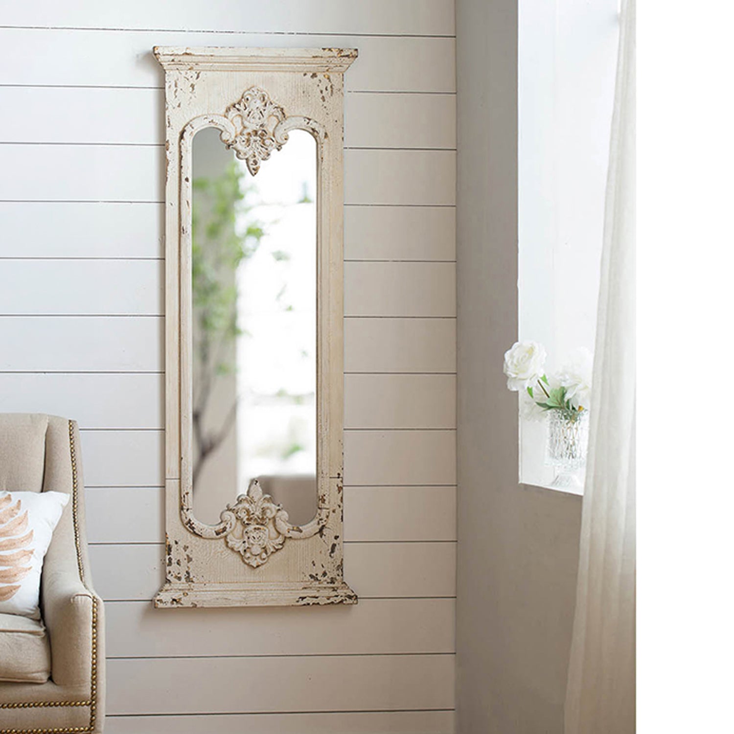 Home Chic Lily Antique Distressed Mirror