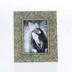 Gracious Living Isla Leaves Photo Frame 5x7