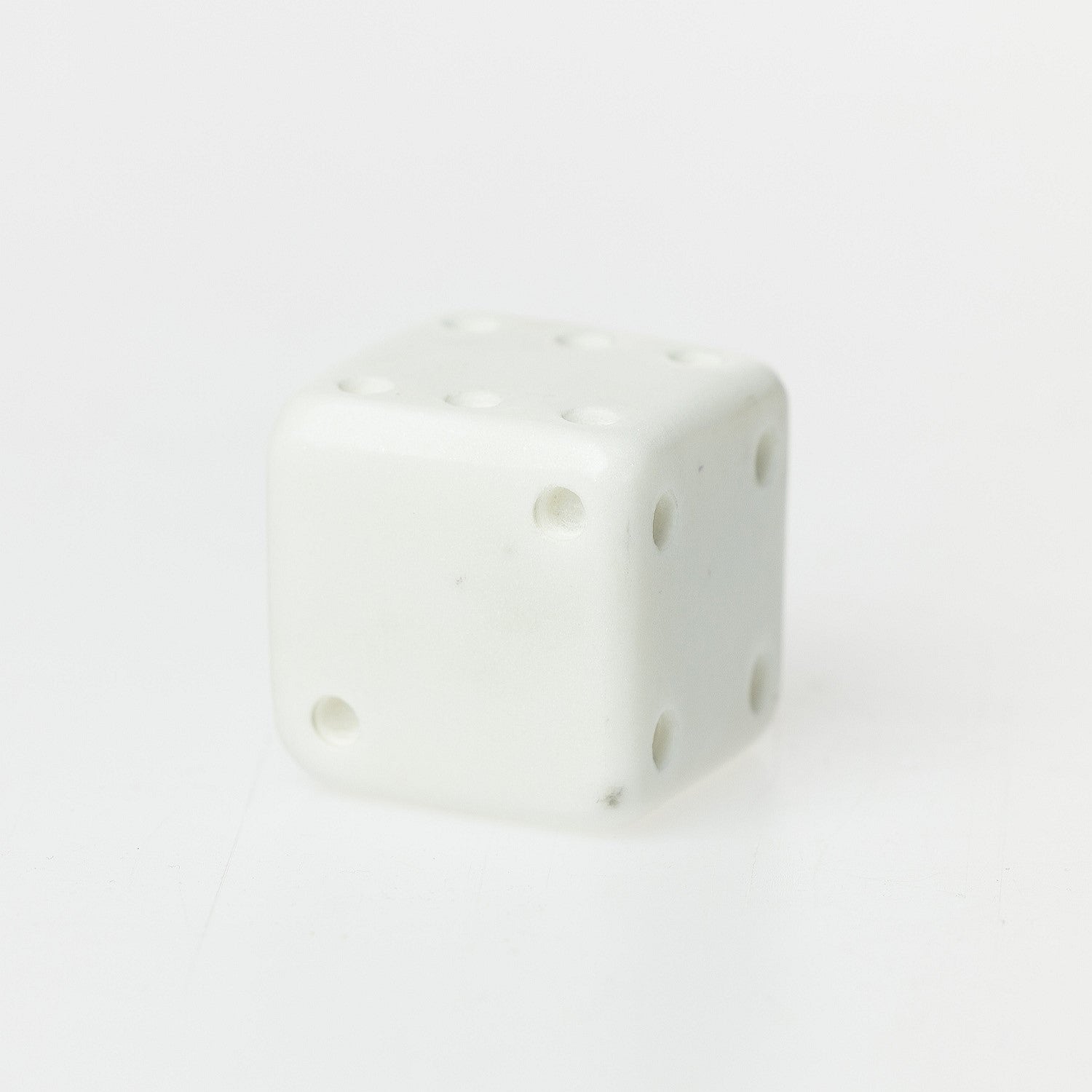 Solace Misha Marble Dice Table Décor