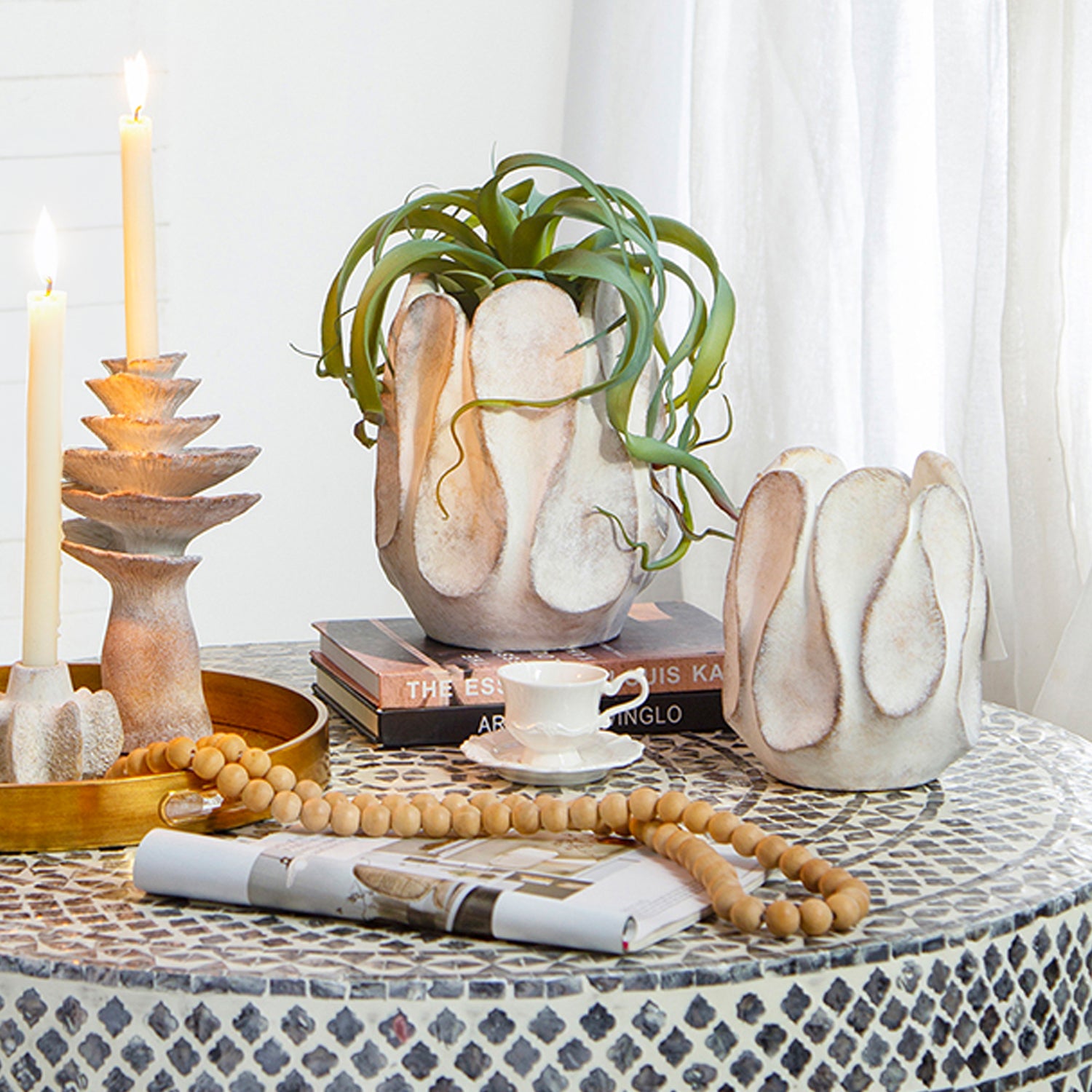 Outsidings Tay Cement Wavy Planter