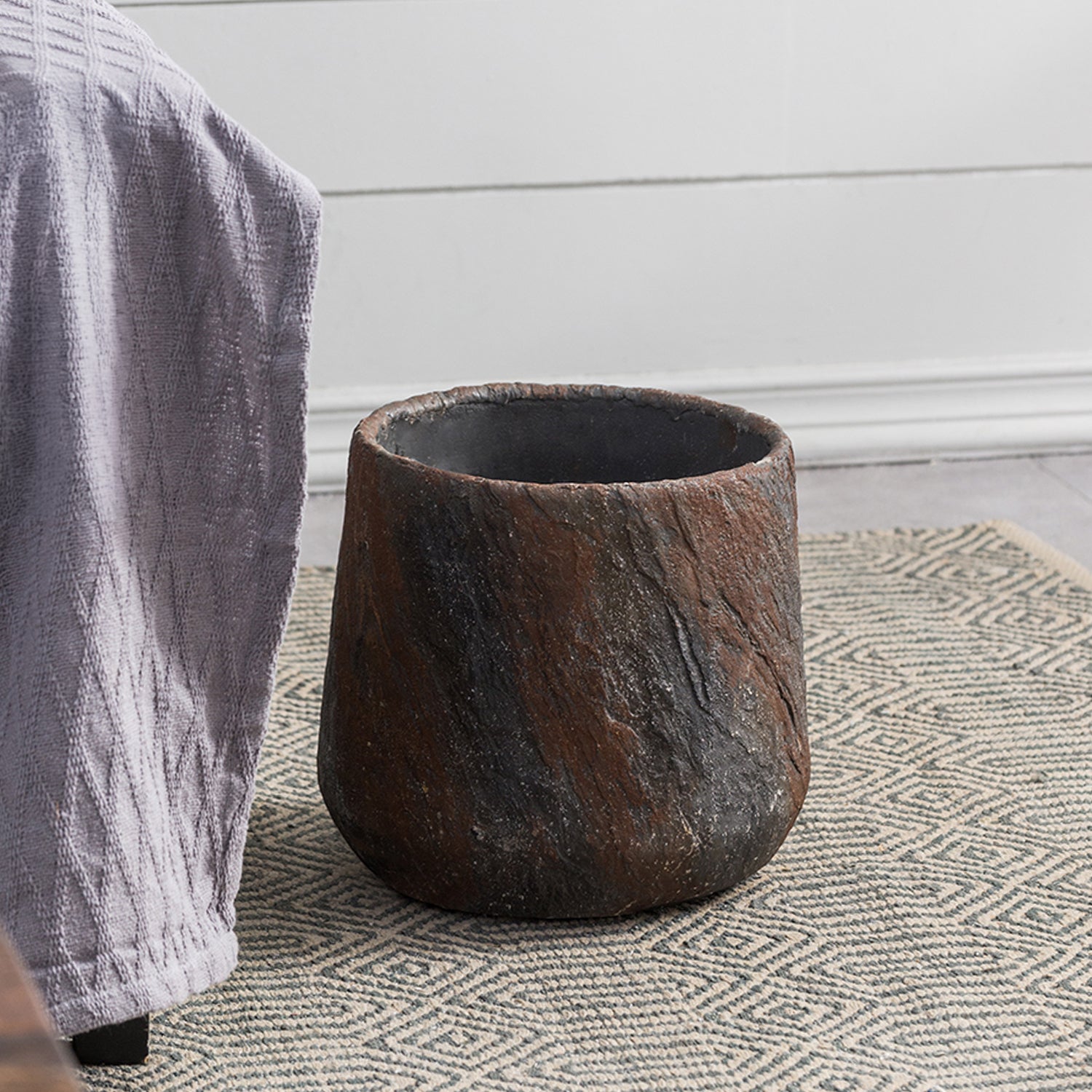 Outsidings Tay Cement Drum Planter