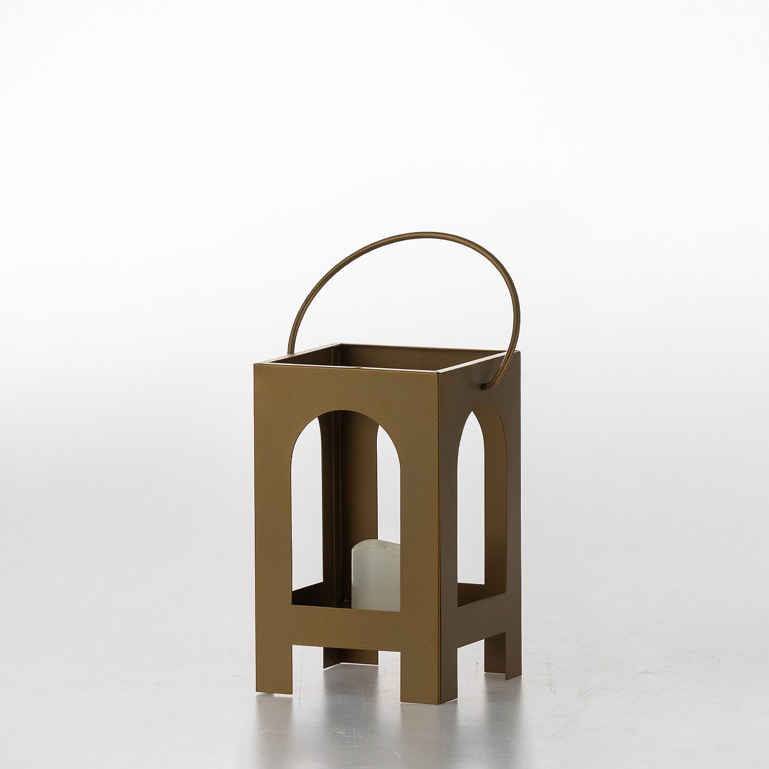 Design Republique Cooper Lanterns
