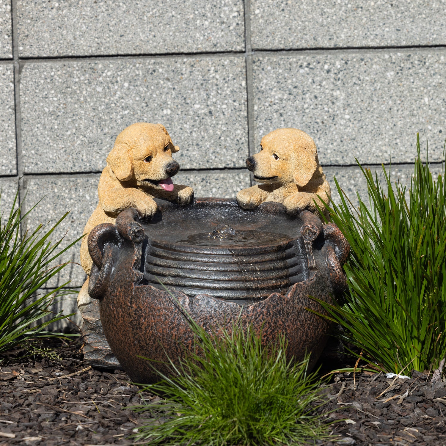 Outsidings Puddle Puppy Water Feature