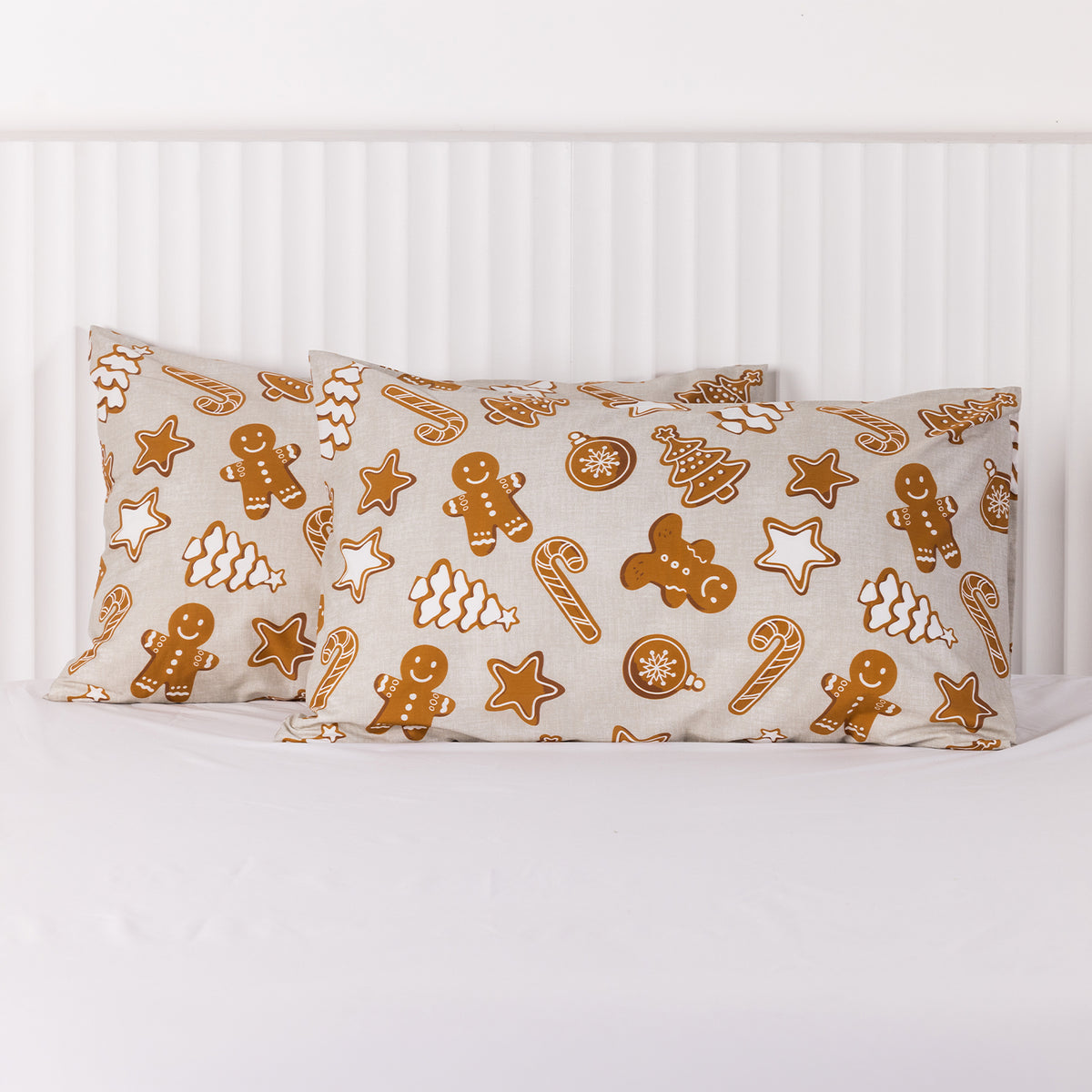 Christmas Wishes Gingerbread Pillowcase Pair