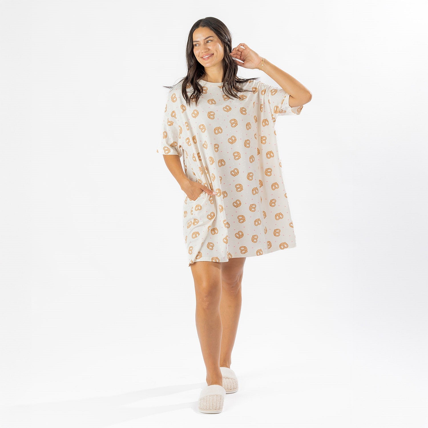 bb&b Sleep Pretzel Sleep Tee with Pockets