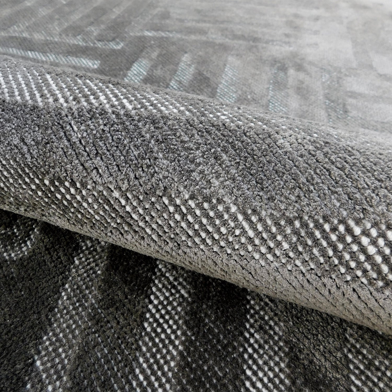Design Republique Champ Charcoal Viscose Rug 200x300cm
