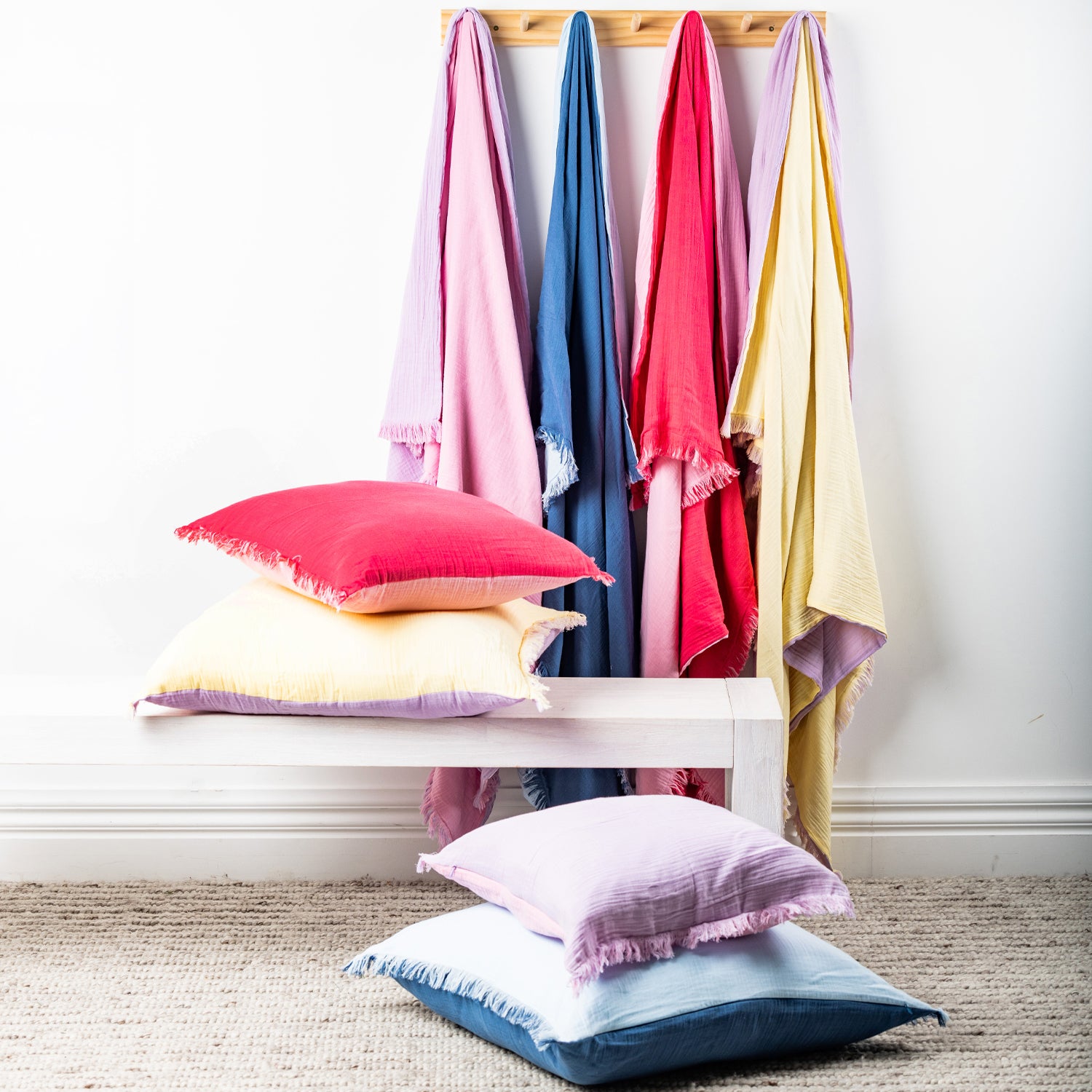 Design Republique Reversible Gauze Throw